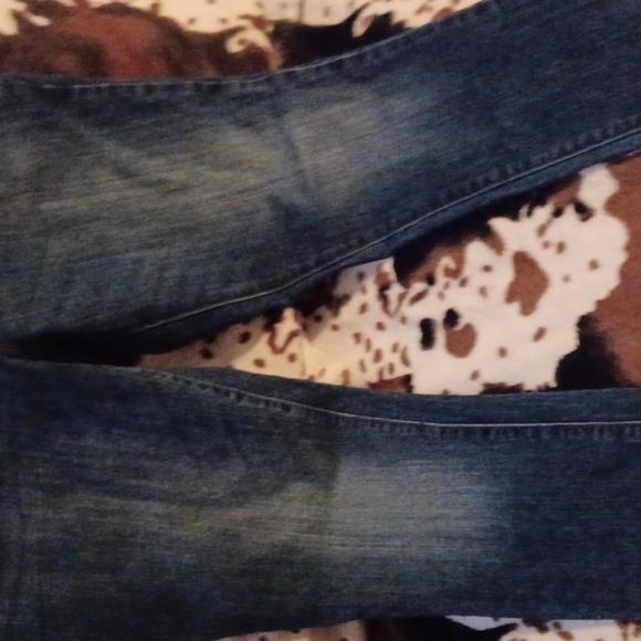 OLD NAVY, WOMENS SIZE 6, CURVY SKINNY JEANS. - Picture 3 of 10